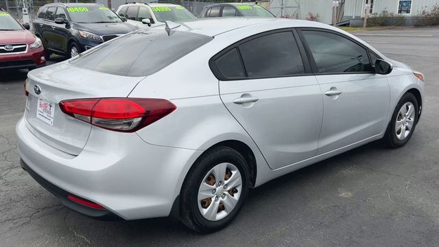 2018 Kia Forte LX Manual - 22997726 - 7