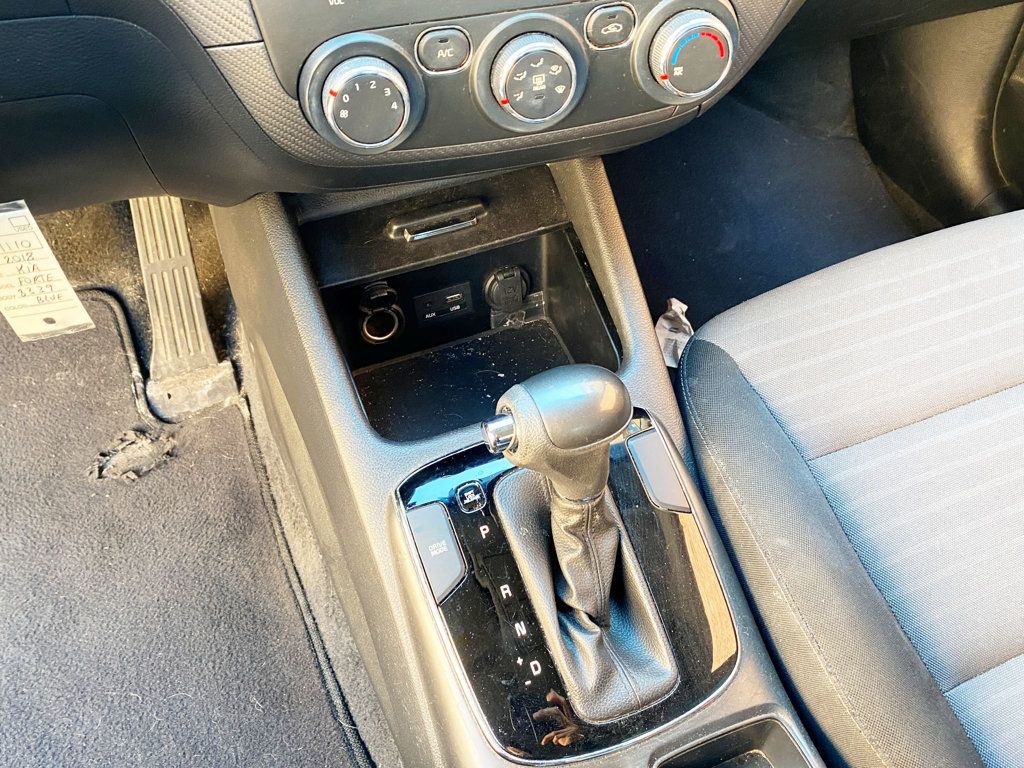 2018 Kia Forte S Automatic - 23001610 - 11