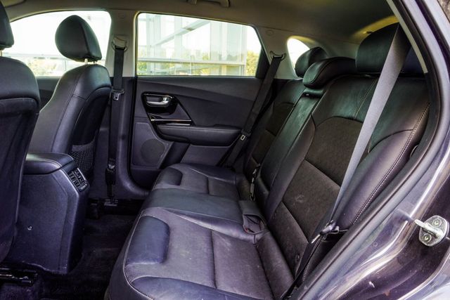 2018 Kia Niro EX FWD - 22985989 - 25