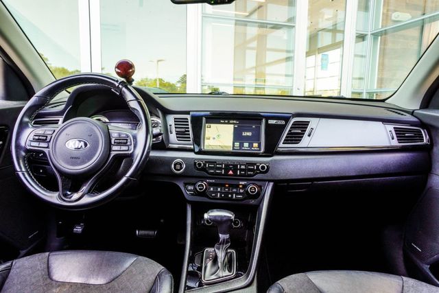 2018 Kia Niro EX FWD - 23029614 - 4