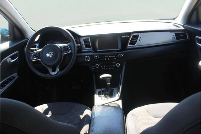2018 Kia Niro FE FWD - 23010672 - 6