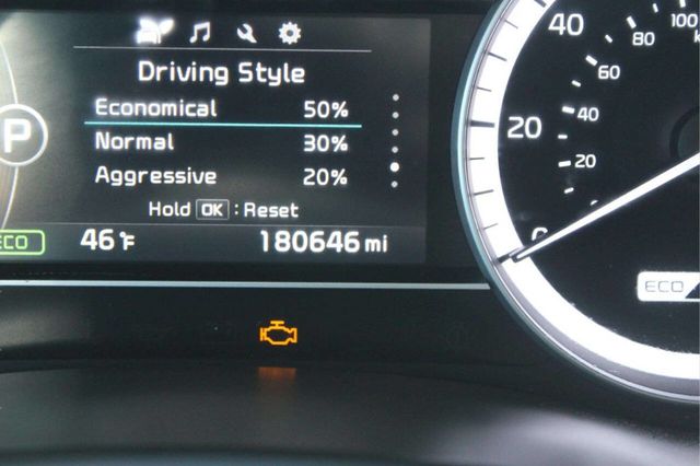 2018 Kia Niro FE FWD - 23010672 - 7