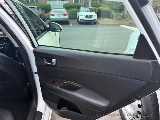 2018 Kia Optima EX Automatic - 23015359 - 17