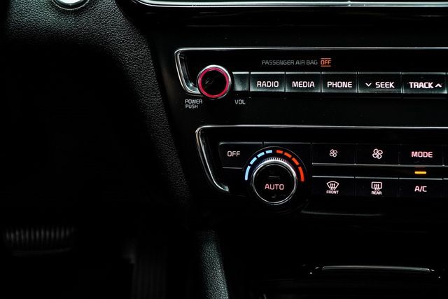 2018 Kia Optima EX Automatic - 22877658 - 25