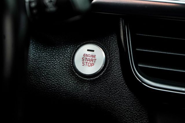 2018 Kia Optima EX Automatic - 22877658 - 26