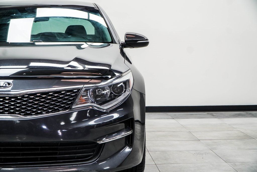 2018 Kia Optima EX photo 4