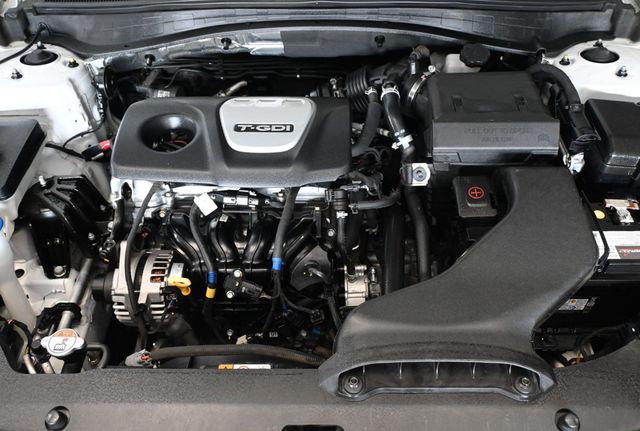 2018 Kia Optima LX - 23072691 - 19