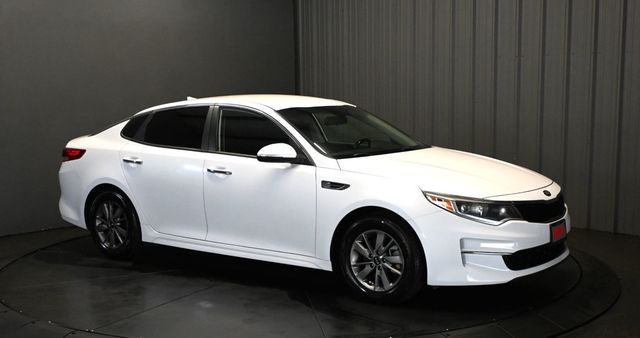 2018 Kia Optima LX - 23072691 - 2