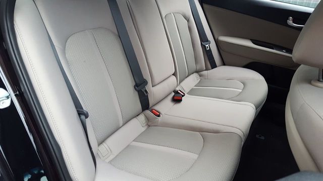 2018 Kia Optima LX - 18291711 - 10