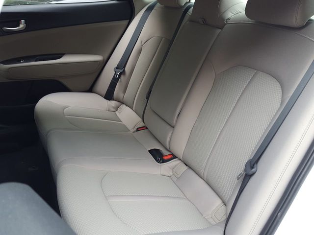 2018 Kia Optima LX Automatic - 18291713 - 10