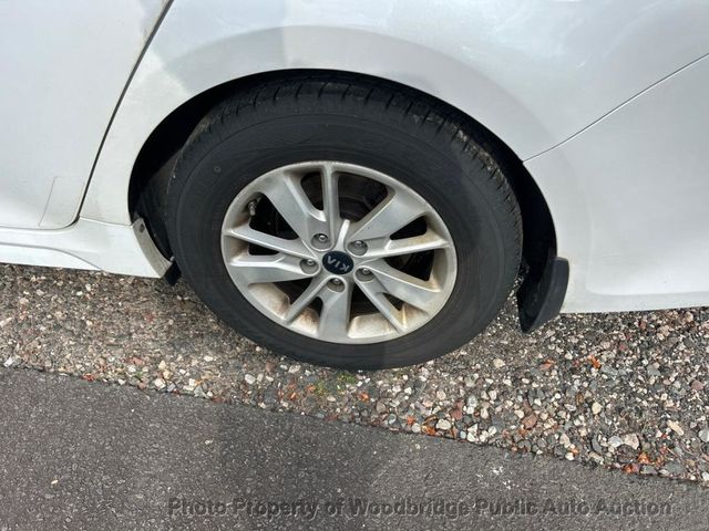 2018 Kia Optima LX Automatic - 23096815 - 12