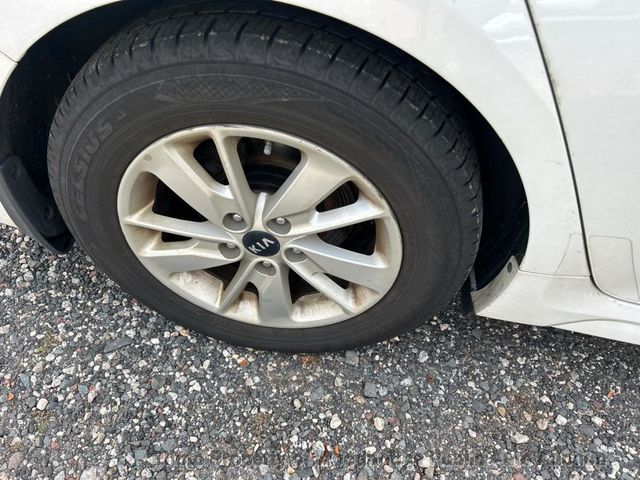 2018 Kia Optima LX Automatic - 23096815 - 13