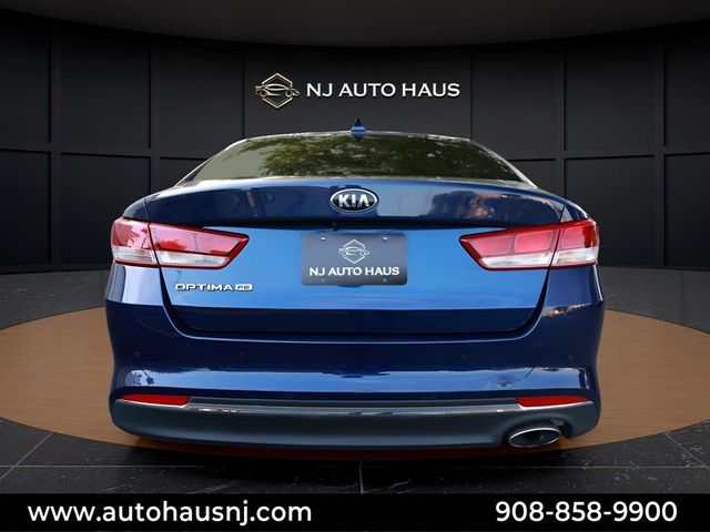 2018 Kia Optima LX AT's photo