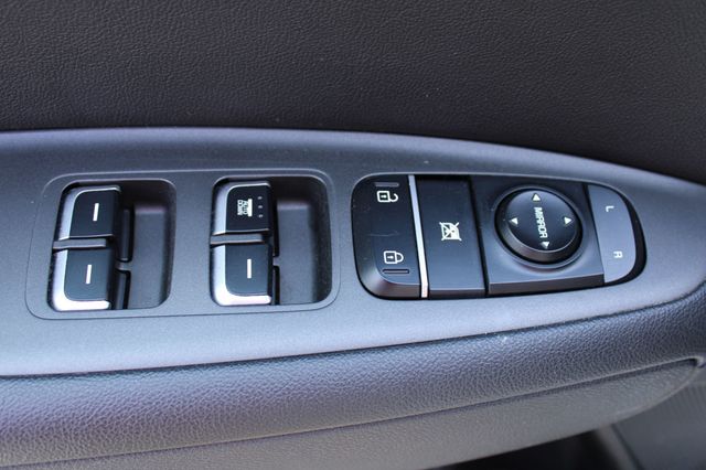 2018 Kia Optima S Automatic - 23069940 - 23