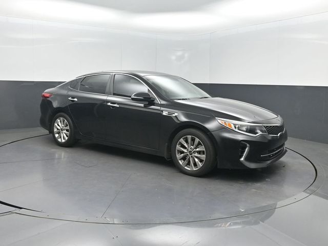 2018 Kia Optima S Automatic - 23018886 - 30
