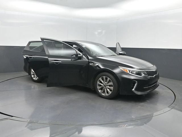 2018 Kia Optima S Automatic - 23018886 - 34