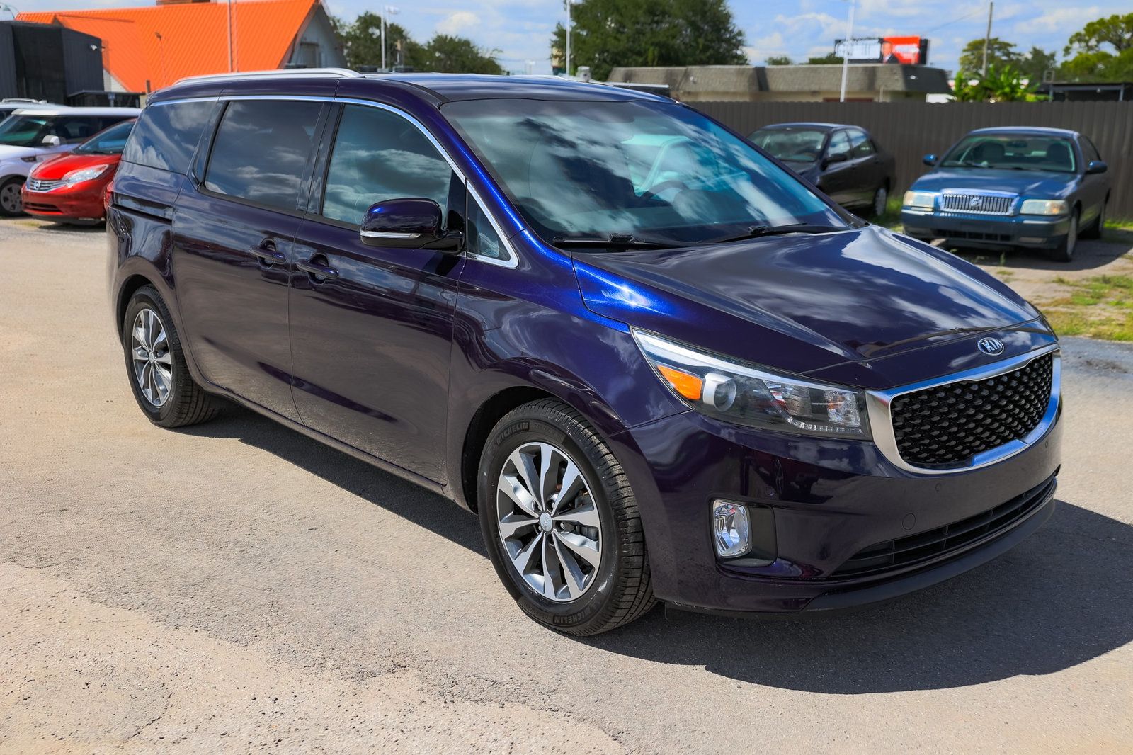 2018 Kia Sedona EX photo 16