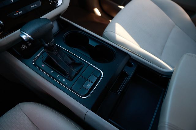 2018 Kia Sedona L FWD - 22946763 - 39