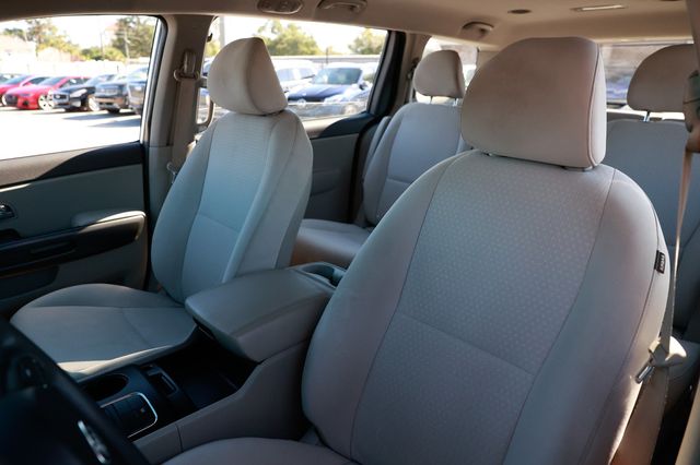 2018 Kia Sedona L FWD - 22946763 - 5