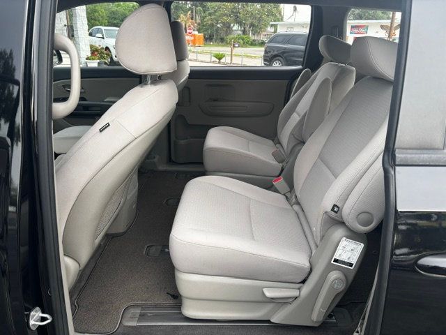 2018 Kia Sedona L FWD - 23027488 - 12