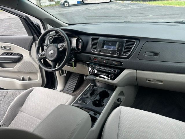2018 Kia Sedona L FWD - 23027488 - 13
