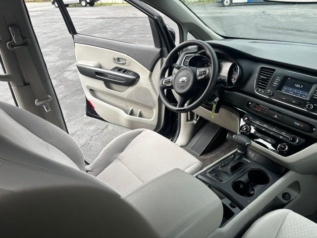2018 Kia Sedona L FWD - 23027488 - 14