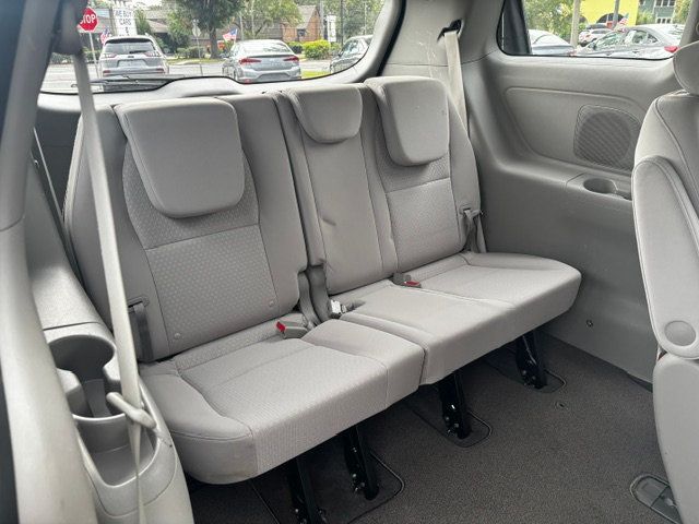 2018 Kia Sedona L FWD - 23027488 - 4