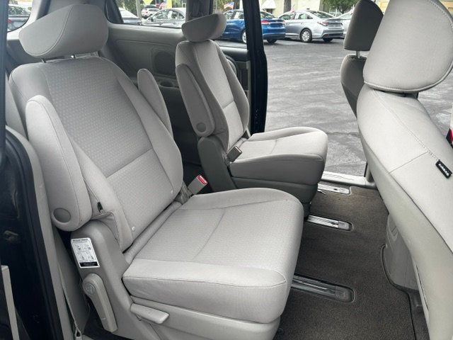 2018 Kia Sedona L FWD - 23027488 - 8