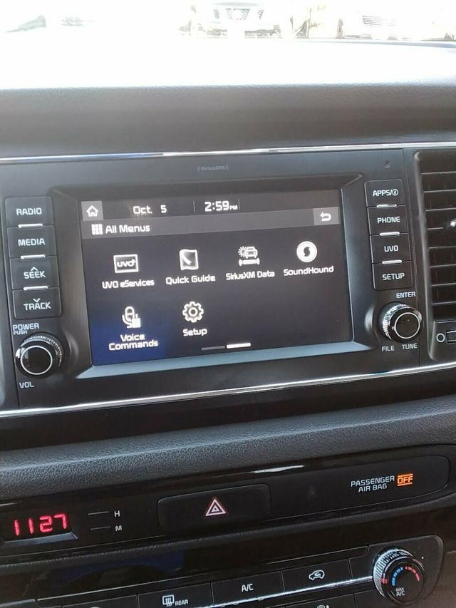 2018 Kia Sedona LX FWD - 22942062 - 19