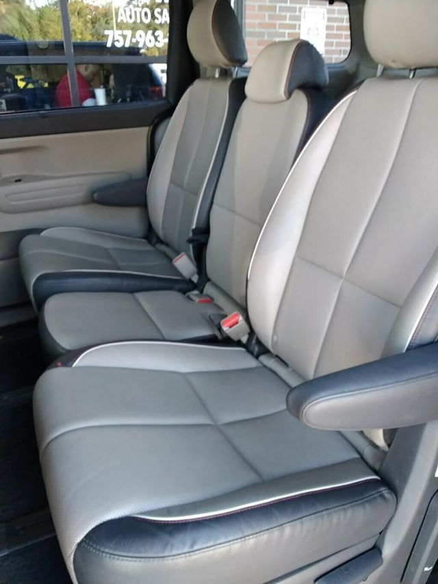 2018 Kia Sedona LX FWD - 22942062 - 8