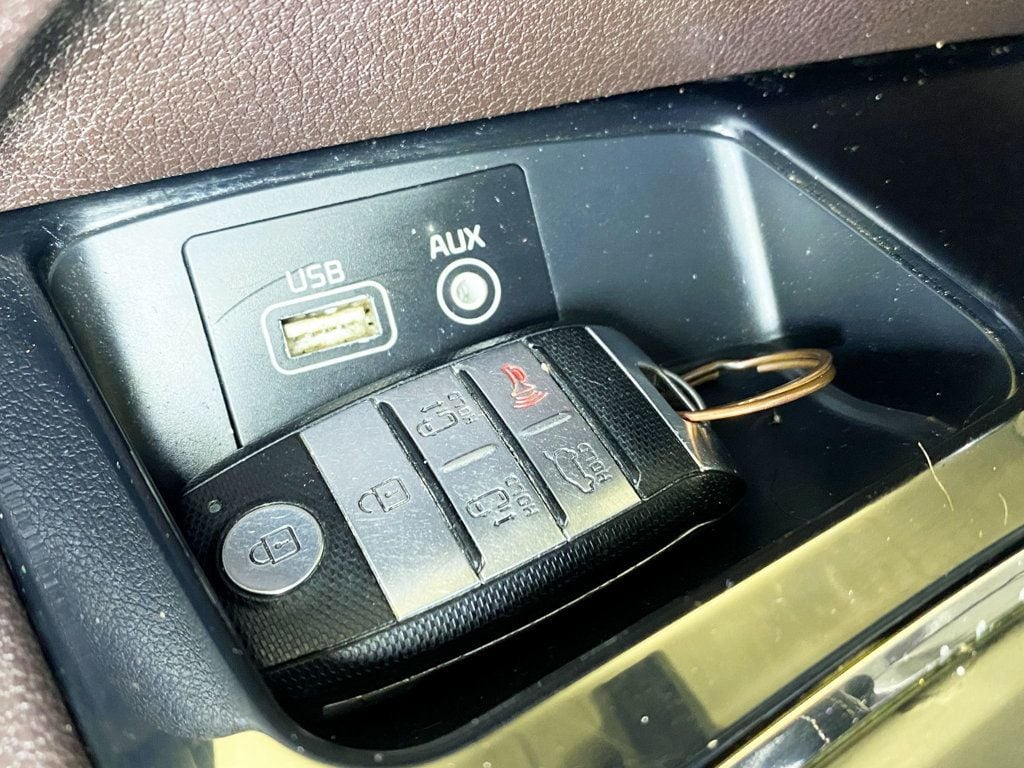 2018 Kia Sedona SX-L FWD - 22934701 - 36