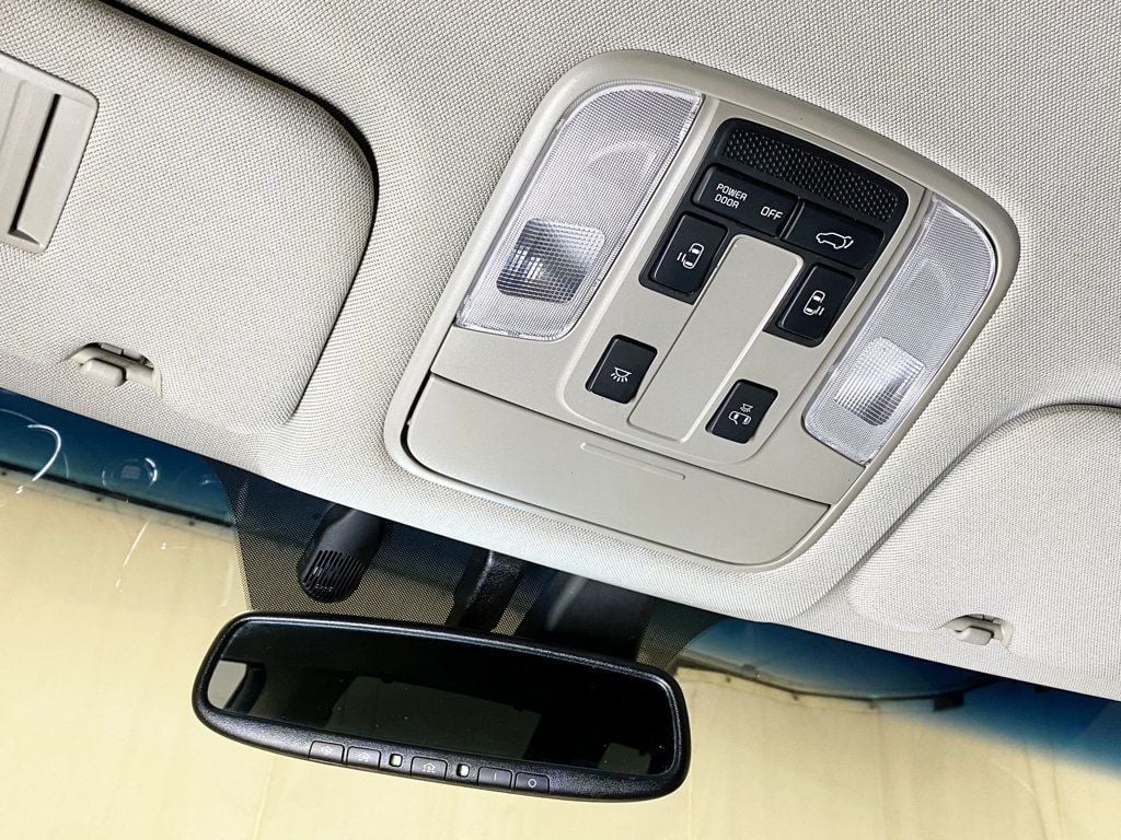 2018 Kia Sedona SX-L FWD - 22934701 - 42