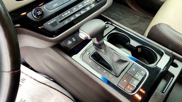 2018 Kia Sedona SX-L  w/ Prestige Package - 23009236 - 15