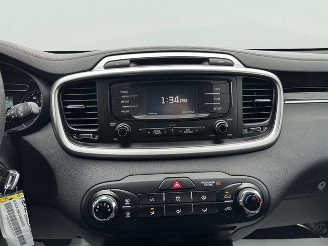 2018 Kia Sorento L FWD - 22986786 - 27