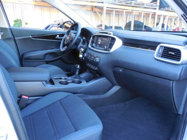 2018 Kia Sorento LX AWD - 17789737 - 12