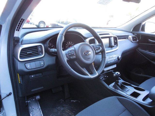 2018 Kia Sorento LX AWD - 17789737 - 18