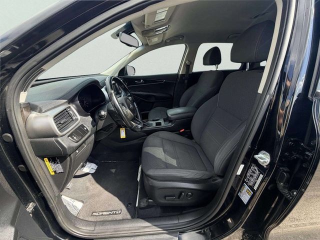 2018 Kia Sorento LX AWD - 23021974 - 16