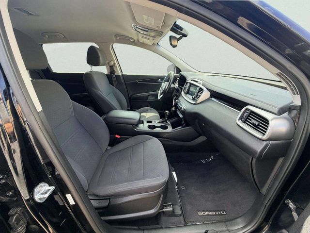2018 Kia Sorento LX AWD - 23021974 - 27