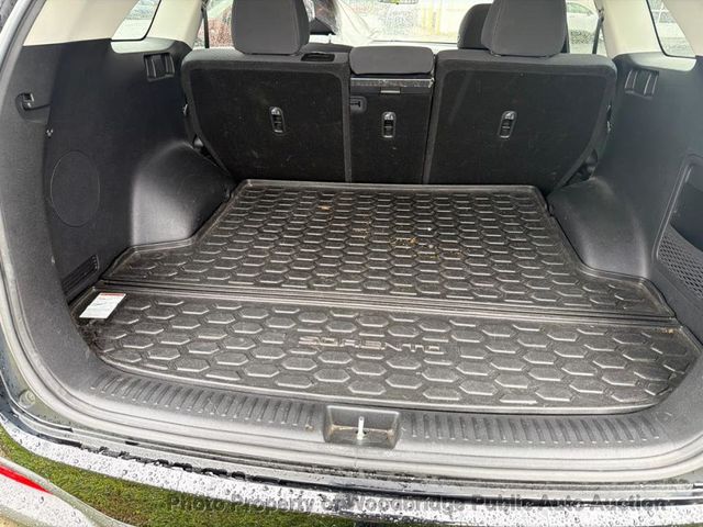 2018 Kia Sorento LX FWD - 23033981 - 11