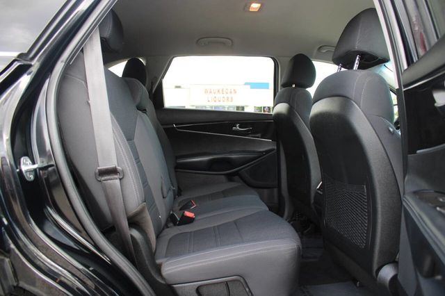 2018 Kia Sorento LX FWD - 22905605 - 12