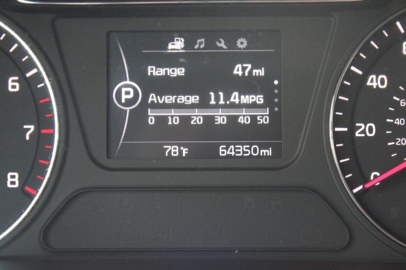 2018 Kia Sorento LX FWD - 22905605 - 29