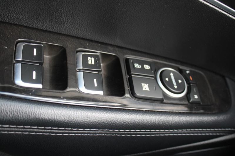 2018 Kia Sorento LX FWD - 22905605 - 31