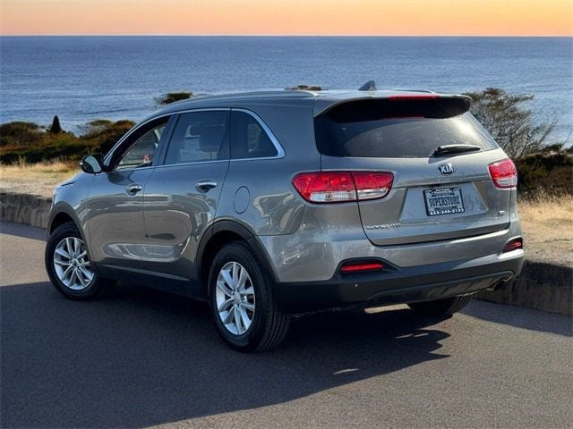 2018 Kia Sorento LX FWD - 22734131 - 5