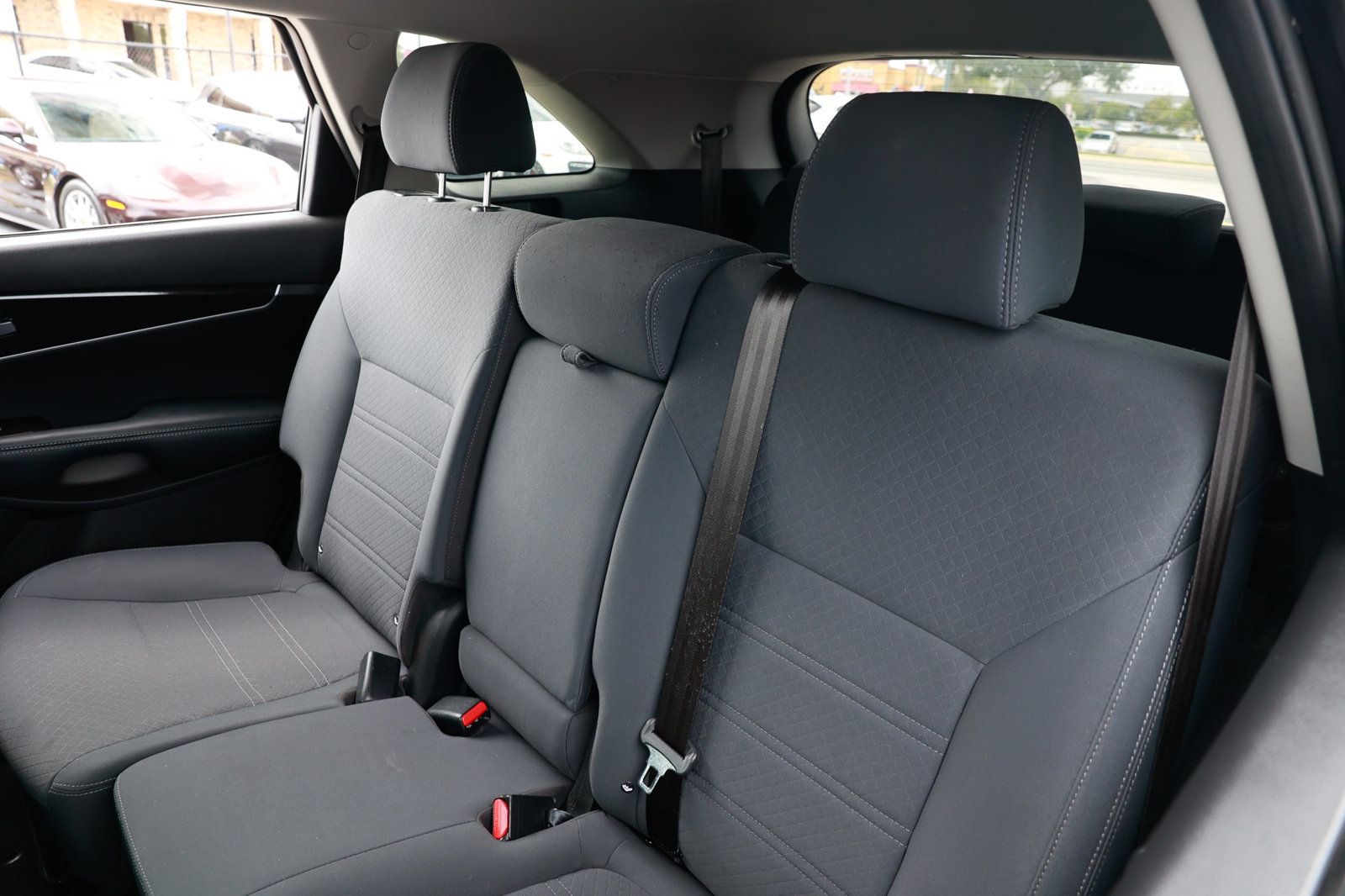 2018 Kia Sorento LX photo 4