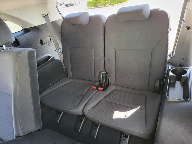 2018 Kia Sorento LX V6 FWD - 22951729 - 16