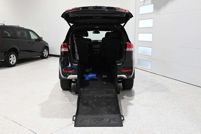 2018 Kia Sorento SX Limited V6 FWD - 23084392 - 17