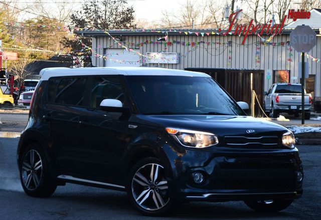 2018 Kia Soul + Automatic - 22772171 - 0