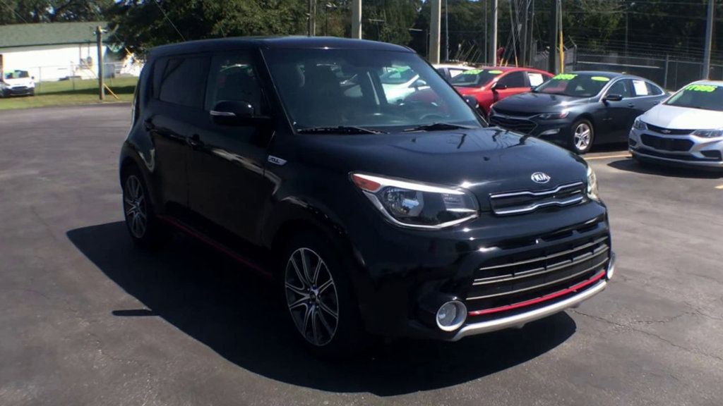 2018 Kia Soul Exclaim photo 2