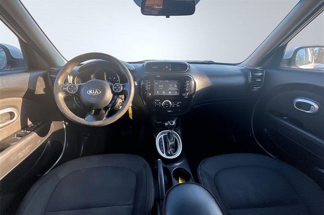 2018 Kia Soul + Automatic - 22984489 - 19