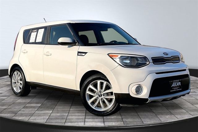 2018 Kia Soul + Automatic - 22984489 - 2
